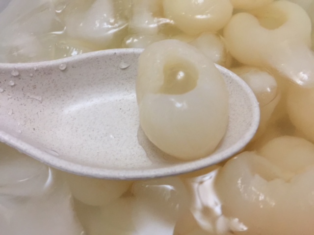 龍眼 リュウガン ライチに似た味の南国の果物 おいしい食べ方を紹介 マフィントップと唐辛子 龍眼 リュウガン ライチに似た味の南国の果物 おいしい食べ方を紹介 マフィントップと唐辛子